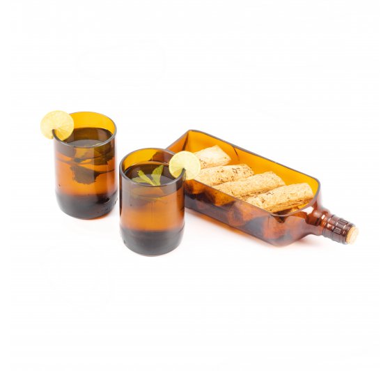 Ballantine Bottle Platter With Glasses