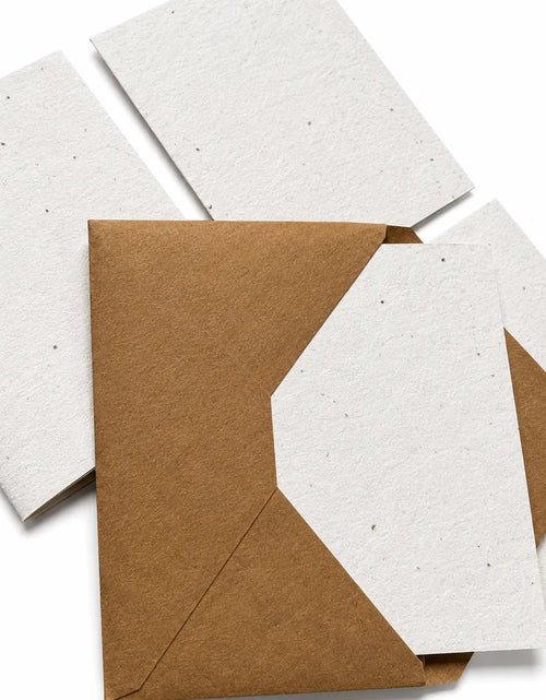 Load image into Gallery viewer, Seed Paper Set of 4 Plantable DIY Greeting Cards with Kraft Envelopes
